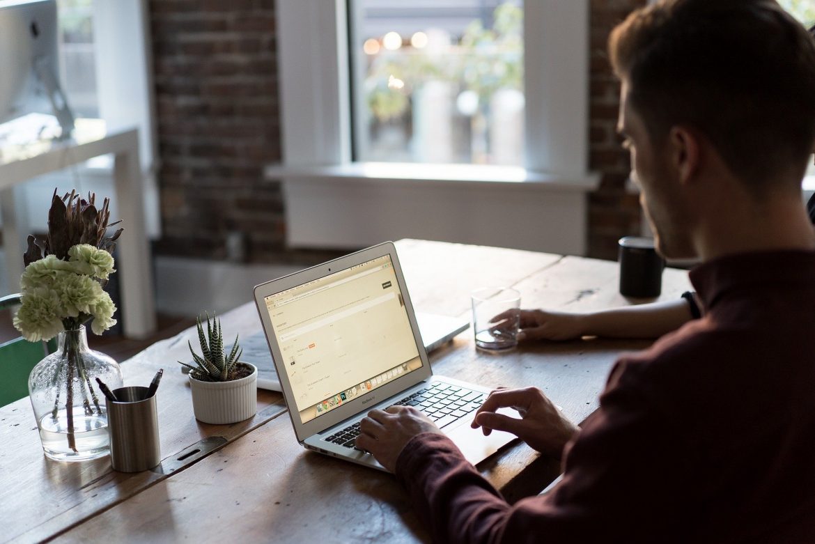 The Advantages of Online Marketing
