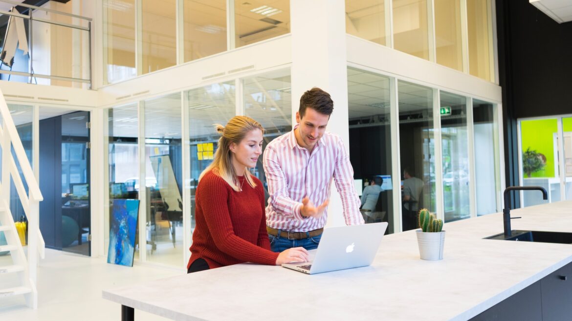 How to Get the Best Results Working with a Brand Marketer